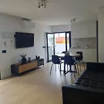 Click&guest - Sunny Oasis Terrace *