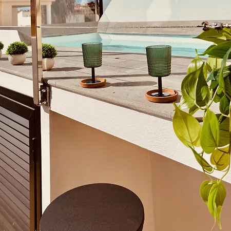 Vakantiehuis Click&guest - Sunny Oasis Terrace *