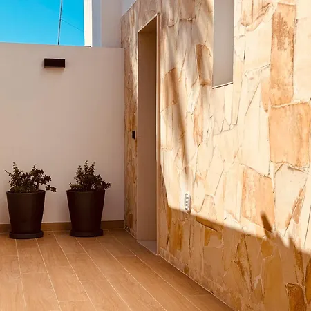 Click&guest - Sunny Oasis Terrace Vakantiehuis