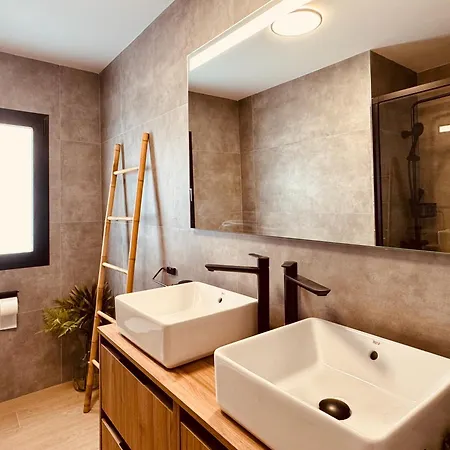 بيت للعطل Click&guest - Sunny Oasis Terrace ماسبالوماس
