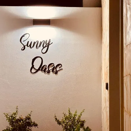 Vakantiehuis Click&guest - Sunny Oasis Terrace