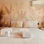Click&guest - Sunny Oasis Terrace Feriehus