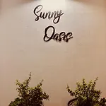 Click&guest - Sunny Oasis Terrace Feriehus *