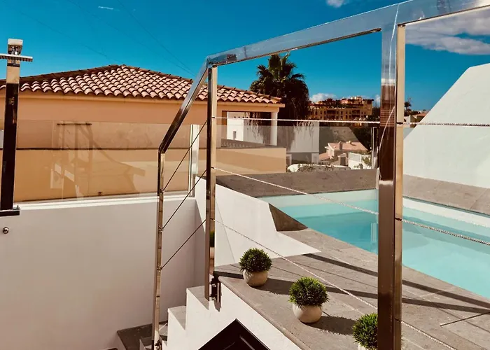 Vakantiehuis Click&guest - Sunny Oasis Terrace *