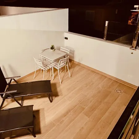 Vakantiehuis Click&guest - Sunny Oasis Terrace *